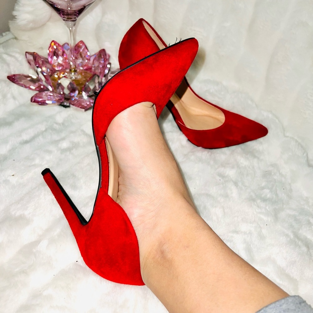 Red 👠 heels 🦋
